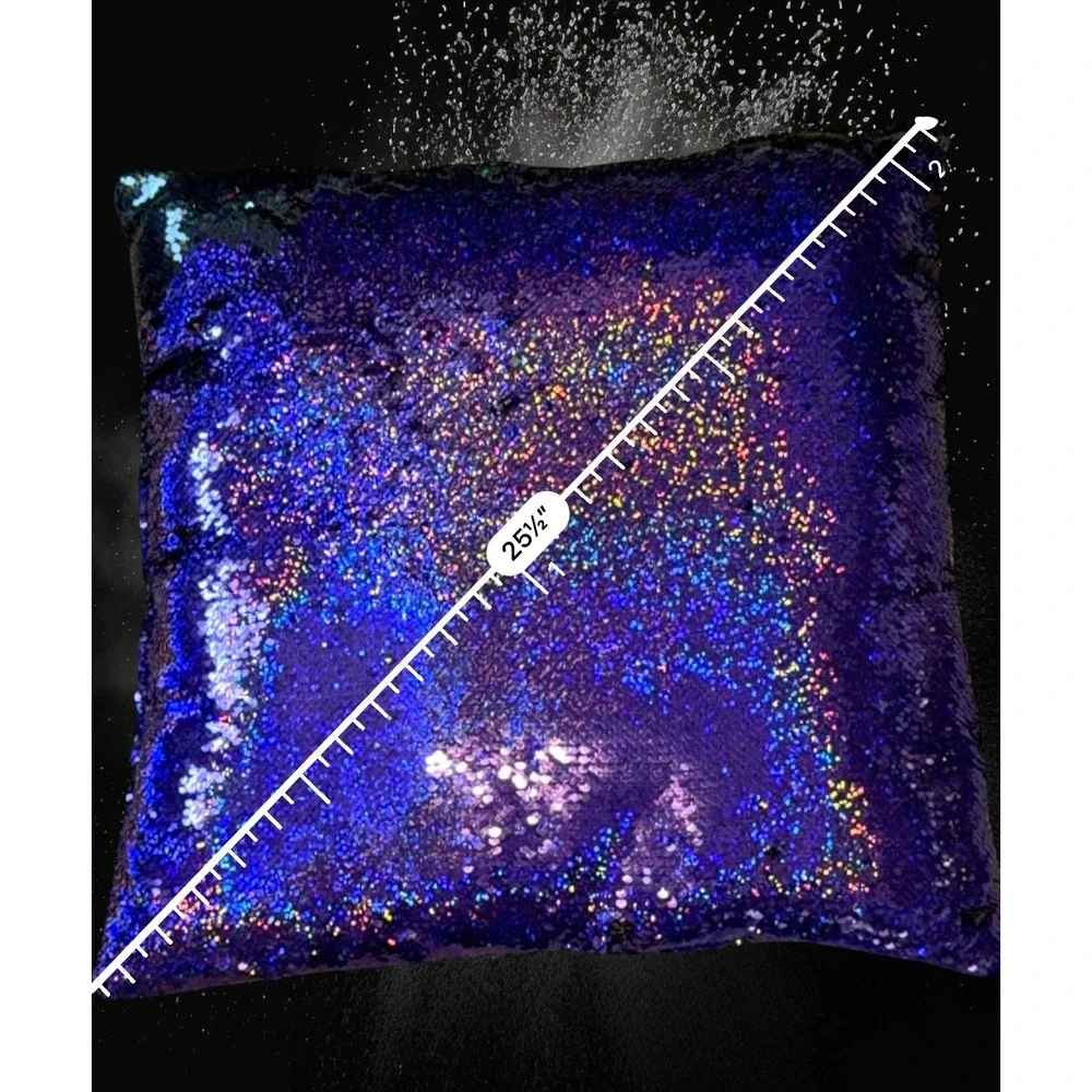 N/A decorative throw